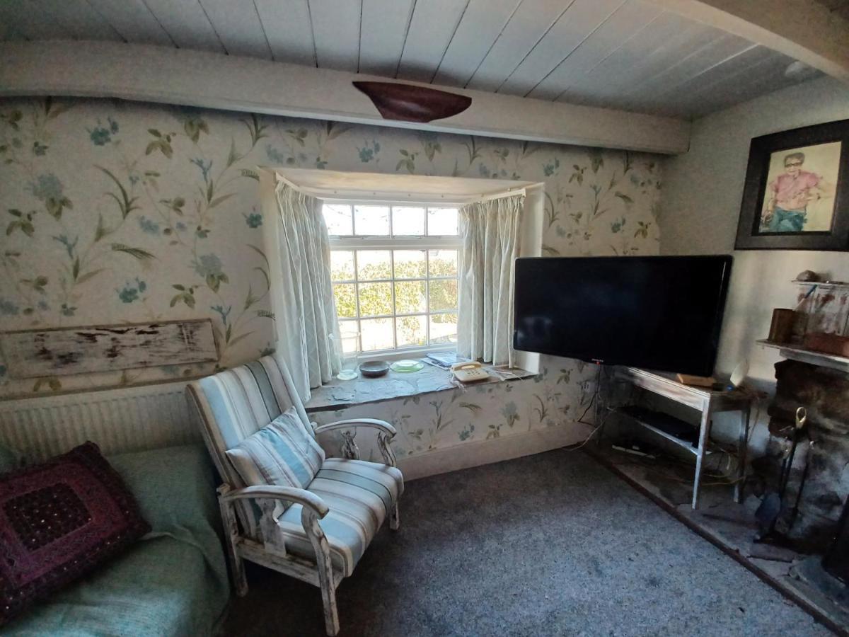 Truly Paradise Cottage Golant 外观 照片